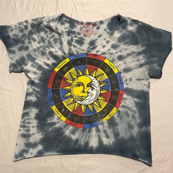 Women’s Crop Top - Size Small - Picture 1 of 4